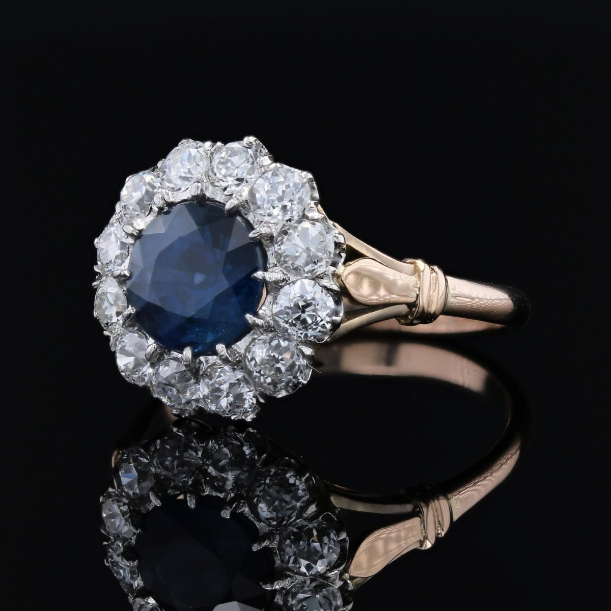 Antique Sapphire And Diamond Daisy Ring-photo-3
