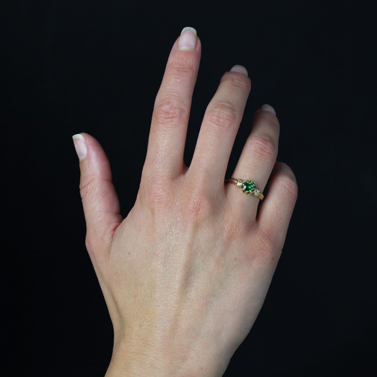 Antique Green Garnet Solitaire Ring-photo-4