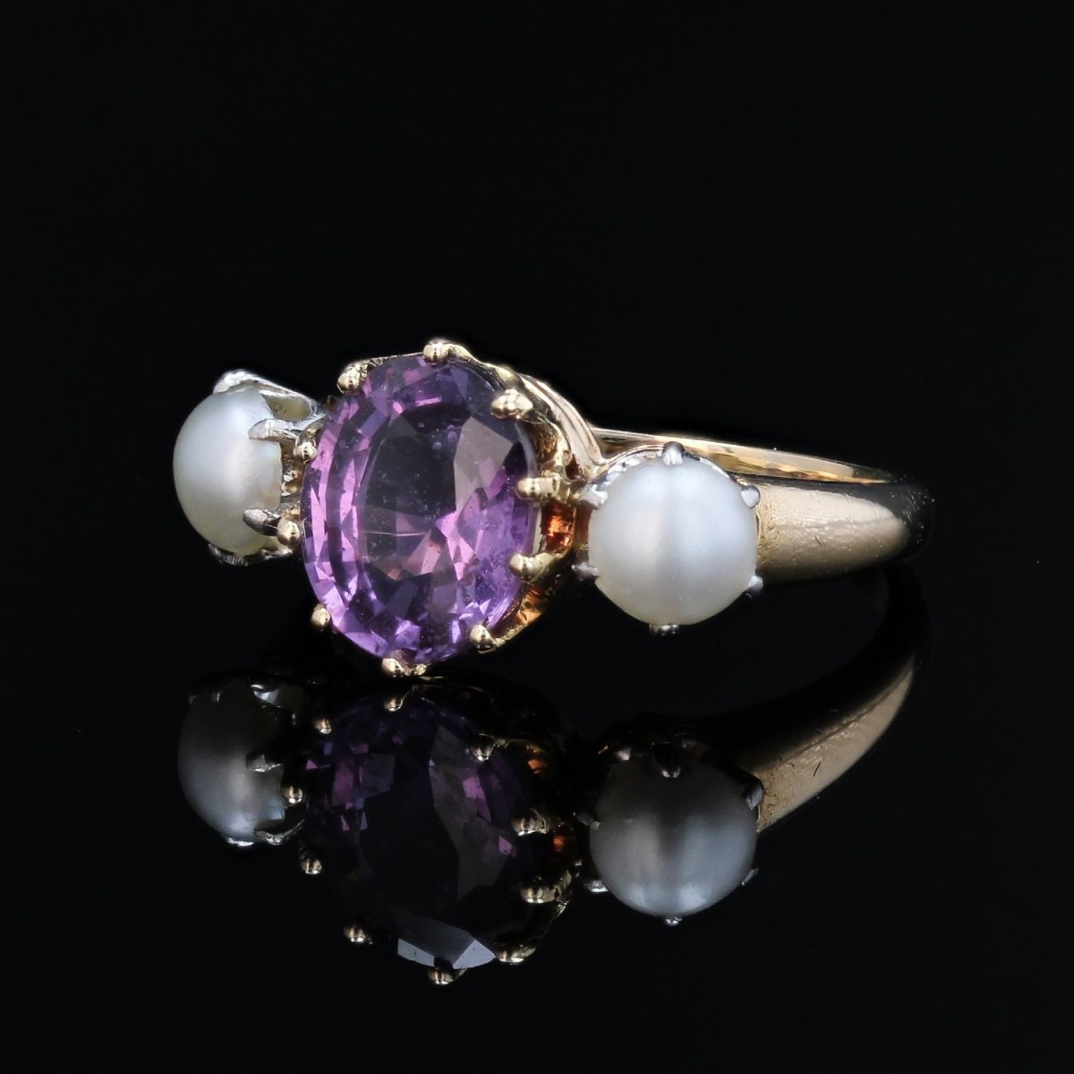 Antique Ring With Purple Sapphire And Pearls-photo-3
