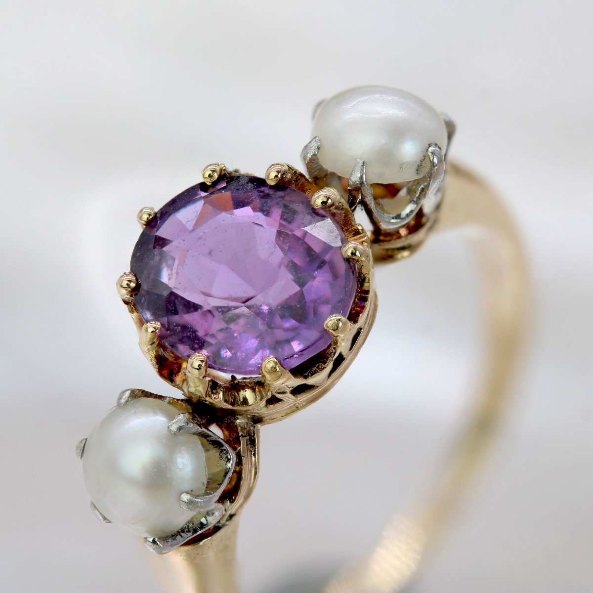Antique Ring With Purple Sapphire And Pearls-photo-6