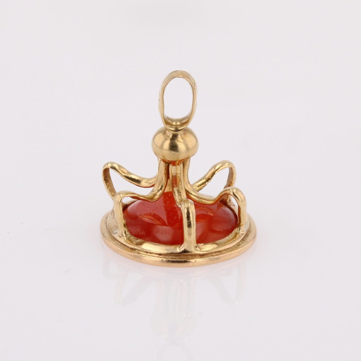 Yellow Gold And Carnelian Seal Pendant-photo-2