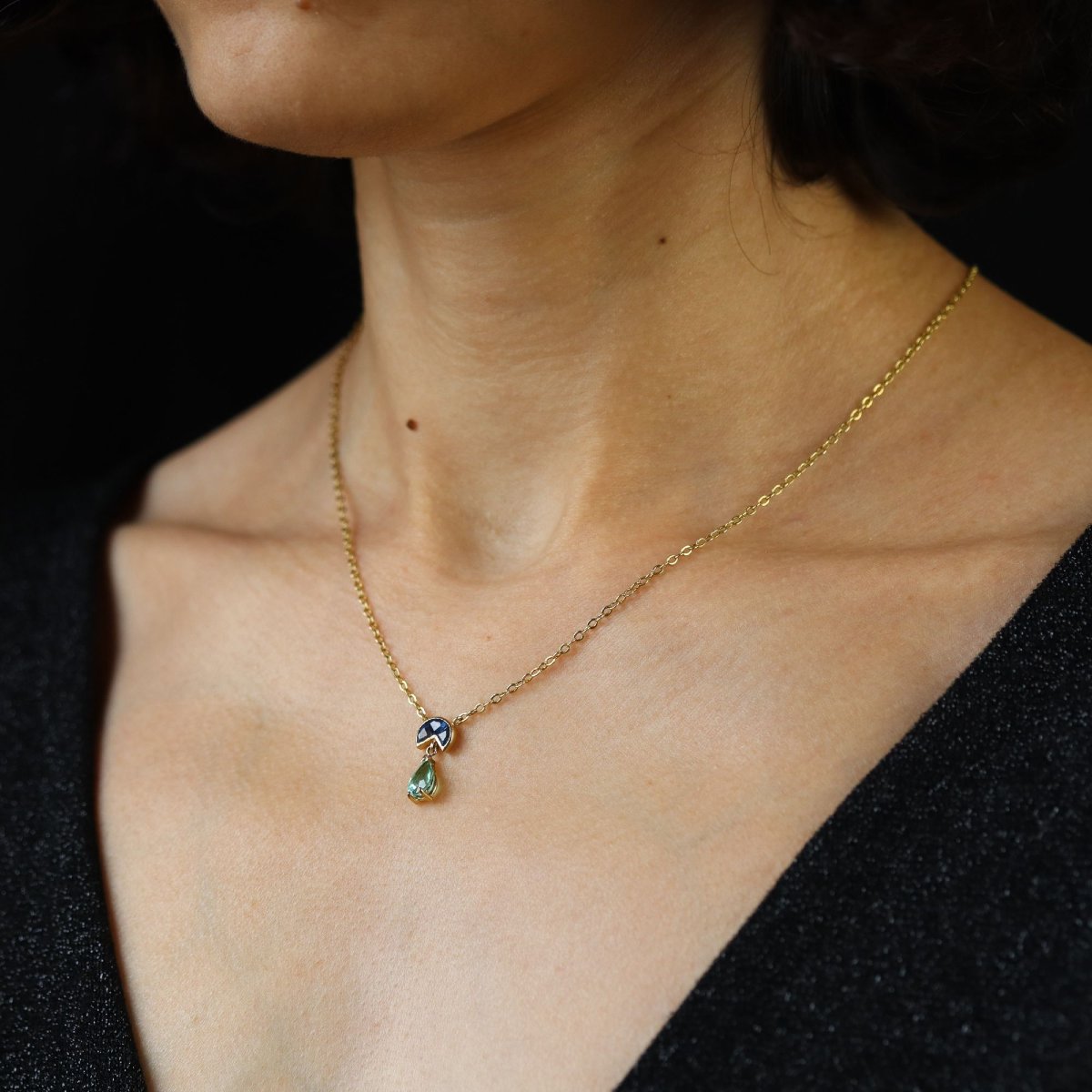 Paraiba Tourmaline, Sapphire And Yellow Gold Necklace-photo-2