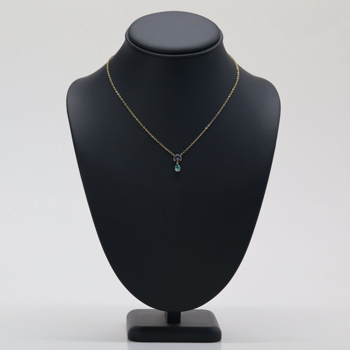 Paraiba Tourmaline, Sapphire And Yellow Gold Necklace-photo-5