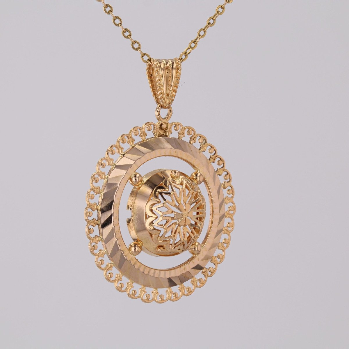 Vintage Rose Gold Rosette Pendant-photo-1