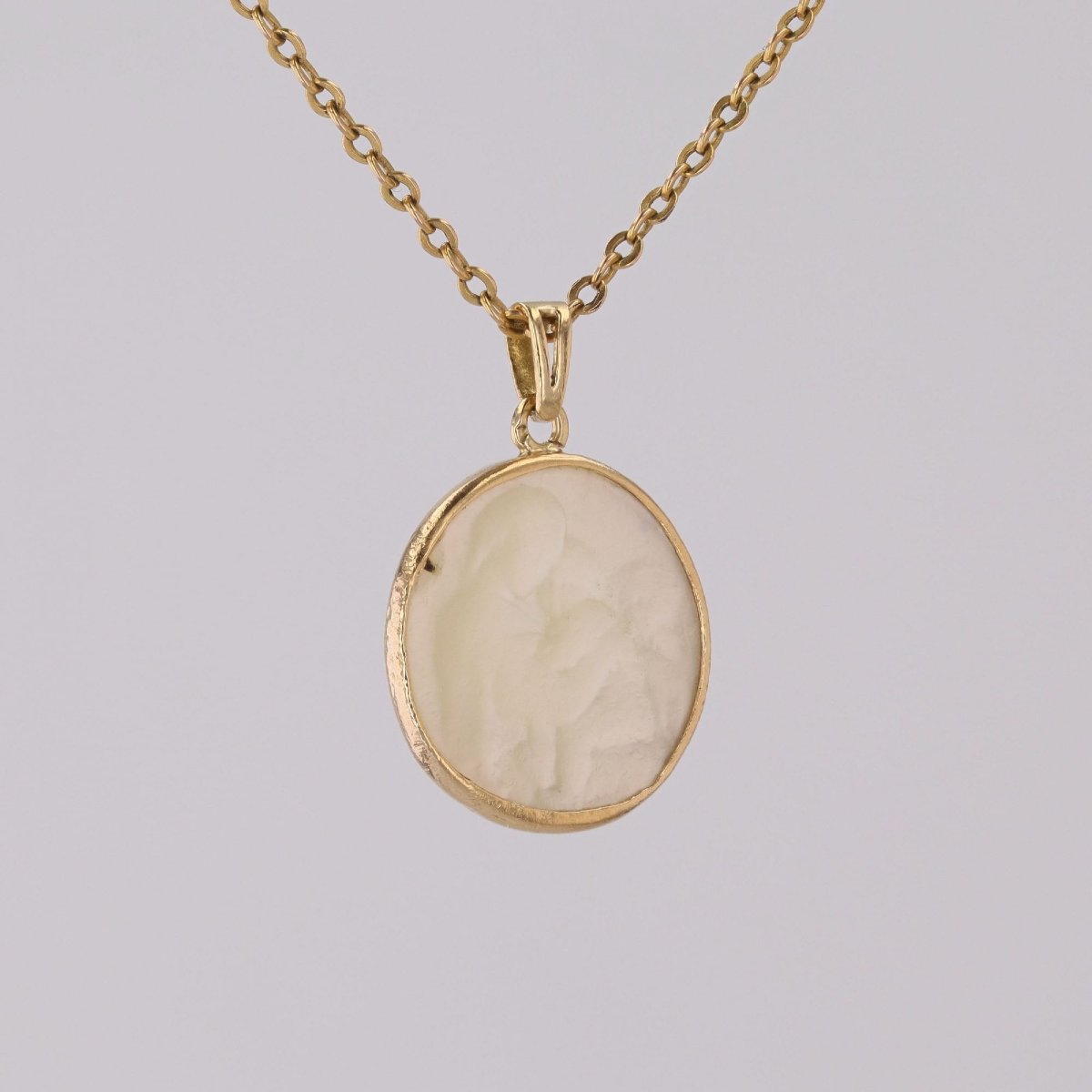 Mother-of-pearl Medal Of The Virgin And Child-photo-4