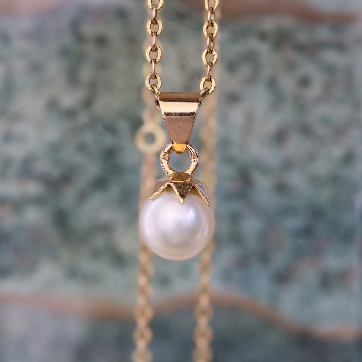 Yellow Gold Cultured Pearl Pendant-photo-3