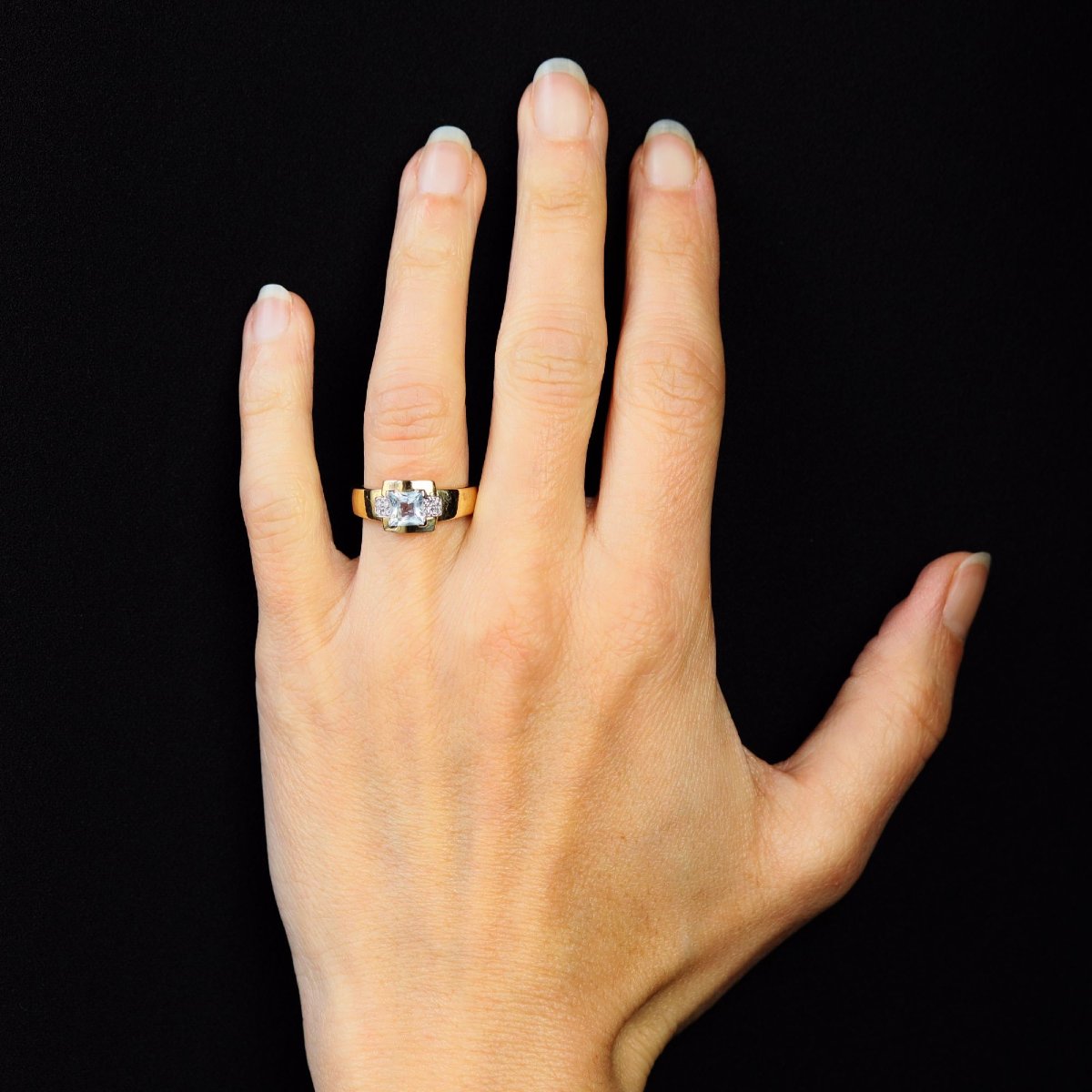 Yellow Gold Ring With Aquamarine And Diamonds-photo-2