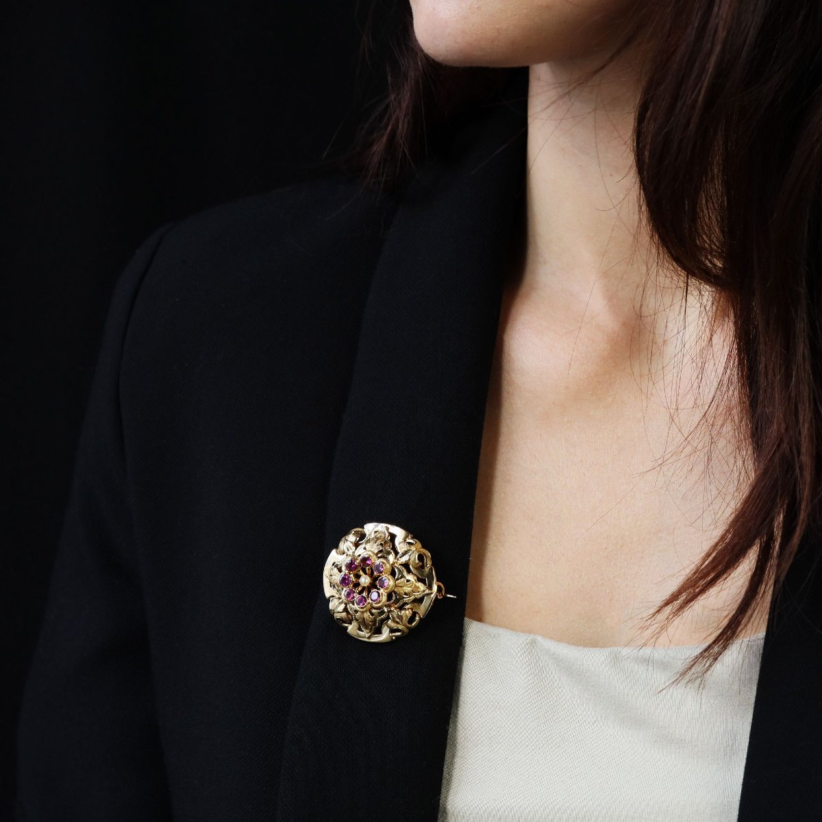 Antique Brooch With Fine Garnet Pearls-photo-2