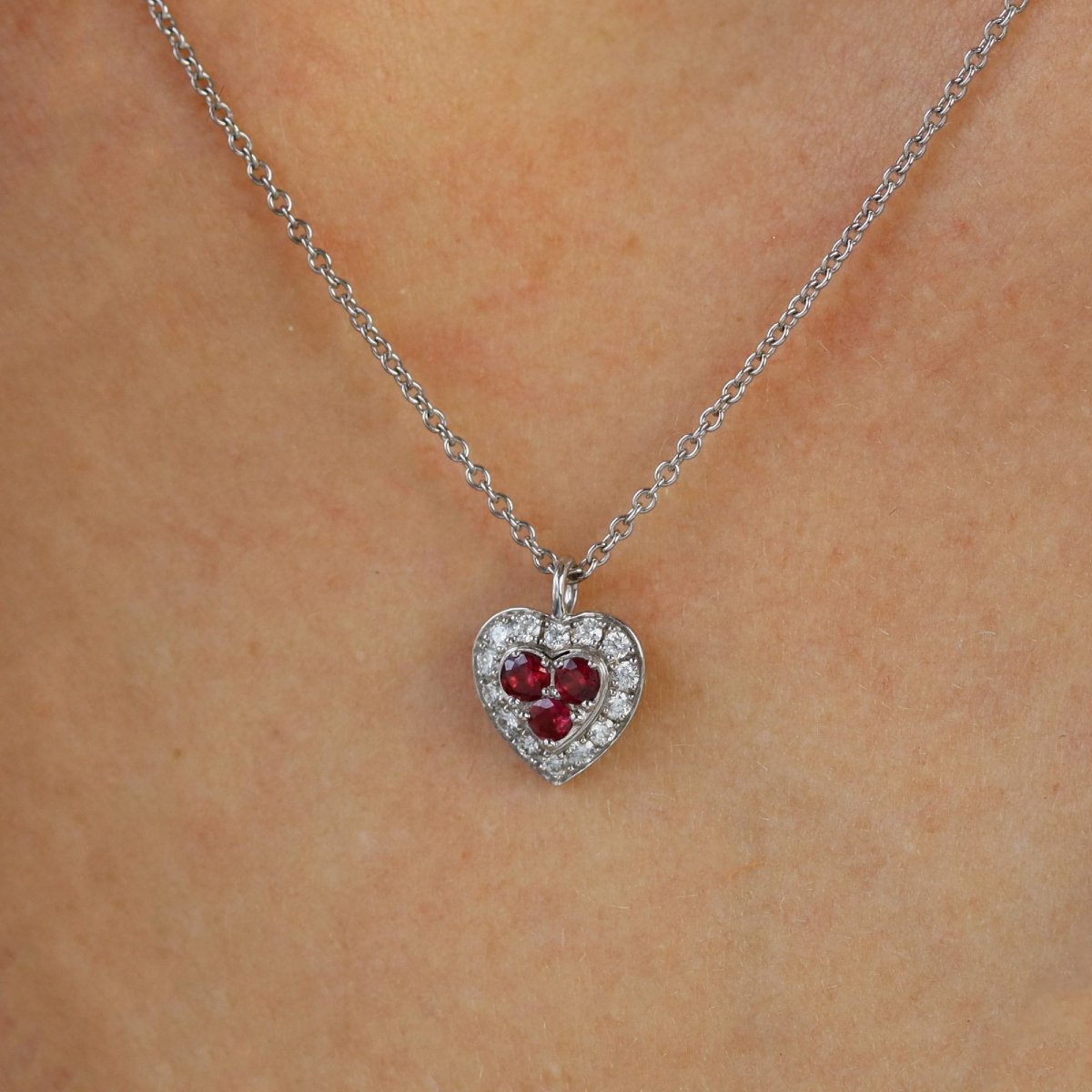 Pendant And Its Ruby And Diamond Chain-photo-5