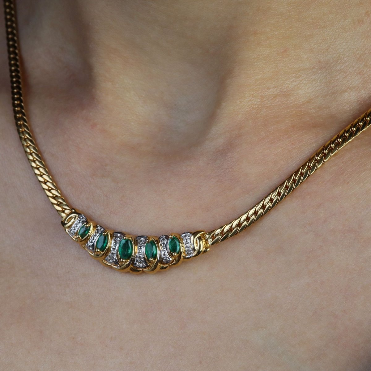 Emerald And Diamond Necklace In Yellow Gold.-photo-6