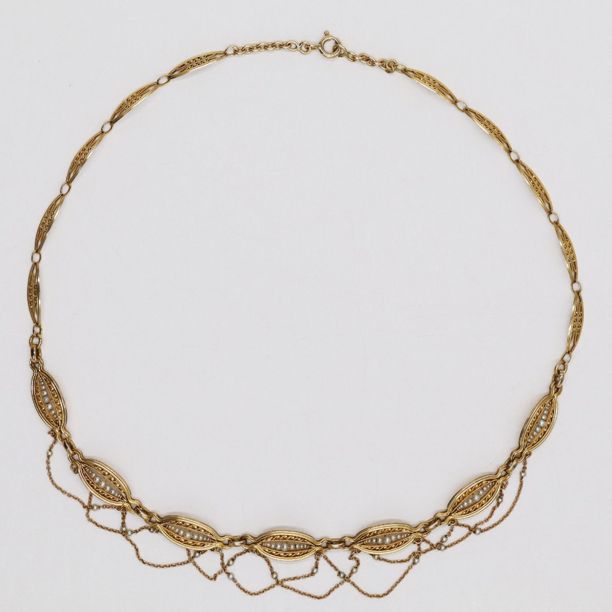 Antique Necklace Of Fine Yellow Gold Pearls In Drapery-photo-5