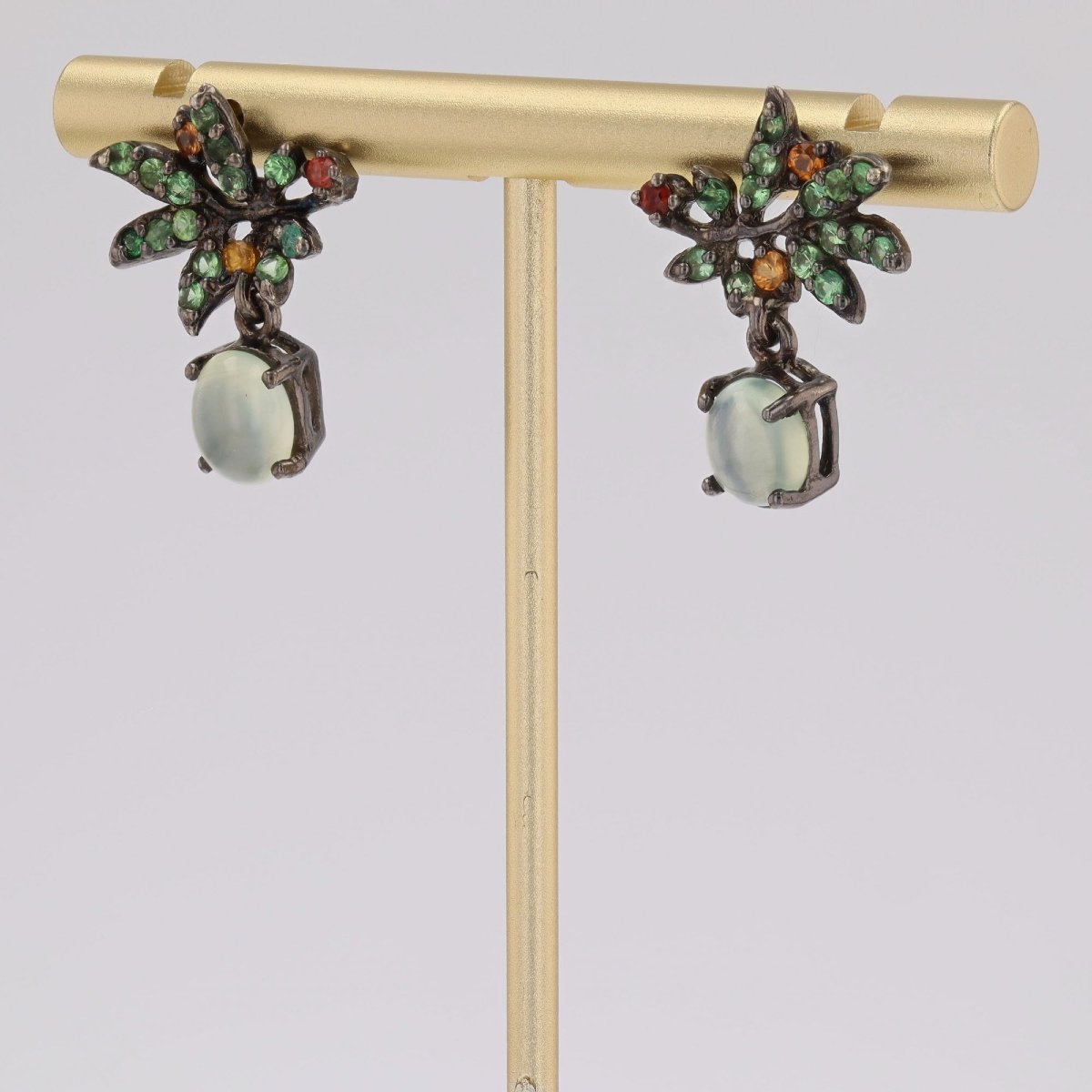 Boucles d'oreilles grenats préhnites sur argent noirci-photo-4