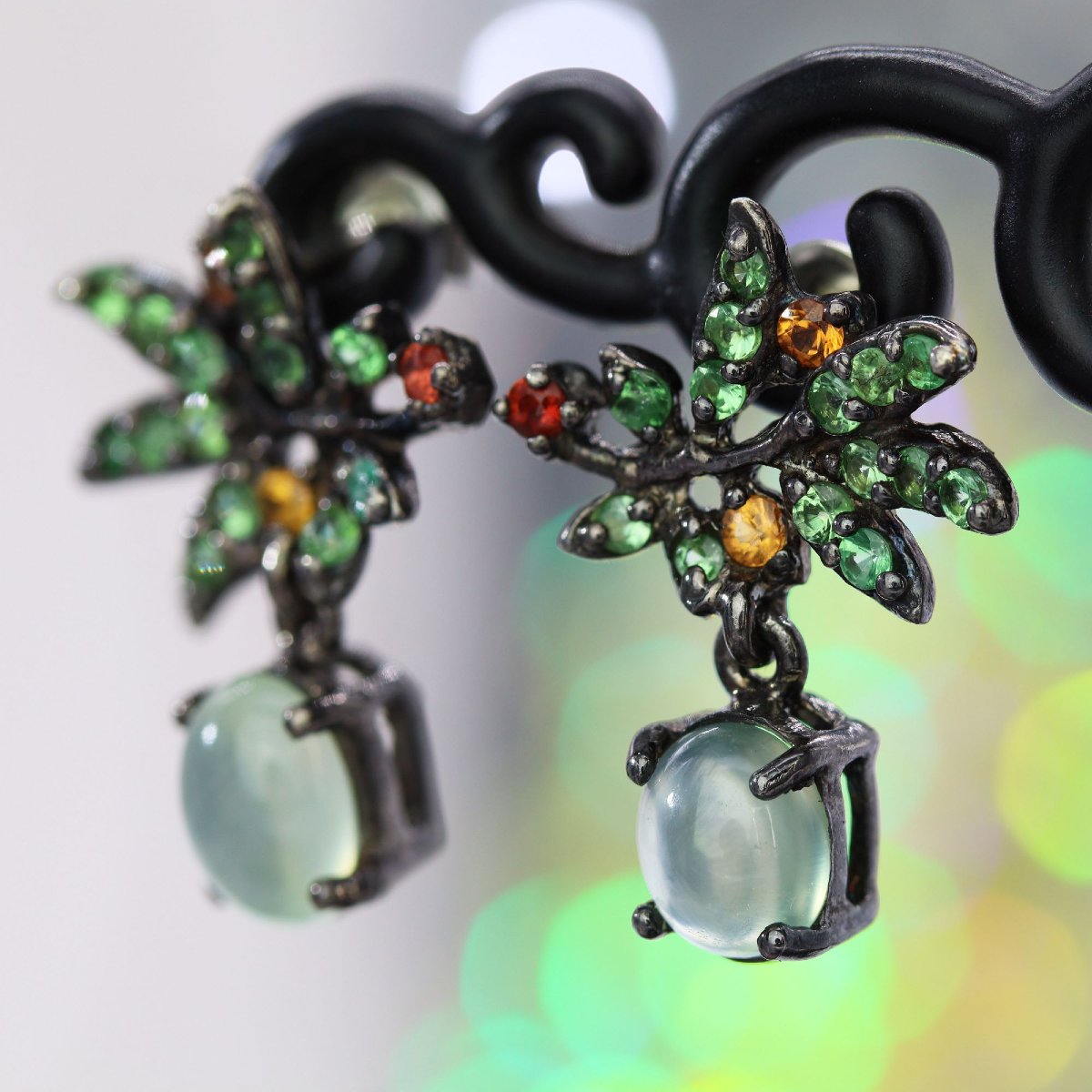 Boucles d'oreilles grenats préhnites sur argent noirci-photo-3