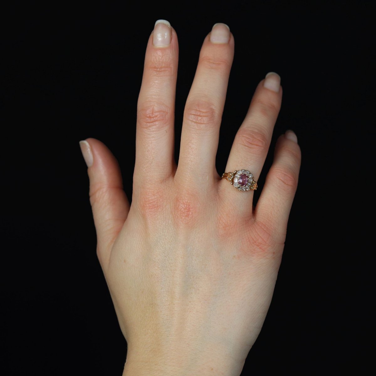 Antique Ring With Pink Sapphire And Diamonds-photo-4