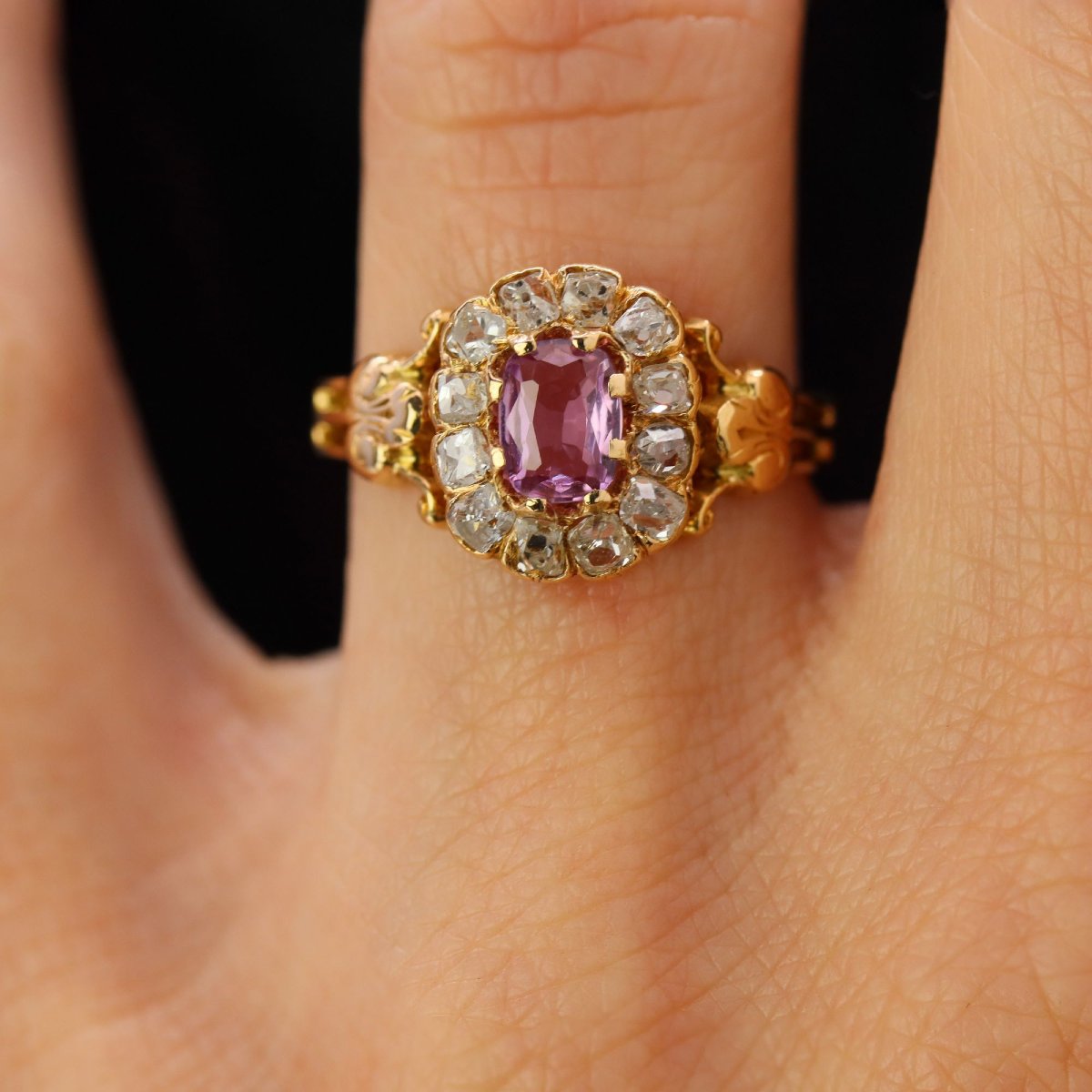 Antique Ring With Pink Sapphire And Diamonds-photo-2
