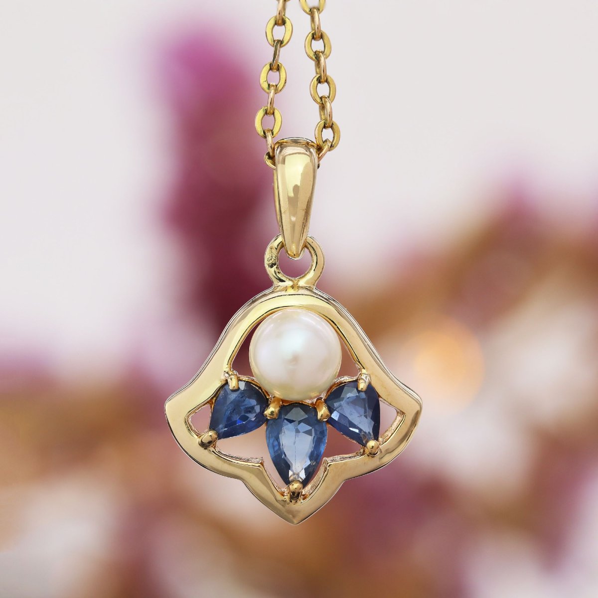 Pendentif or jaune perle de culture et saphirs-photo-3