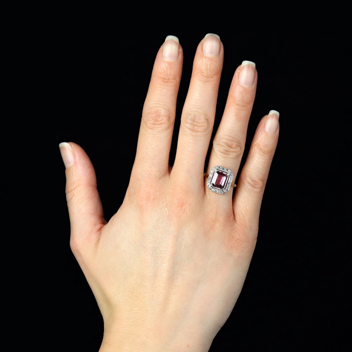 Art Deco Pink Spinel And Diamond Ring-photo-2