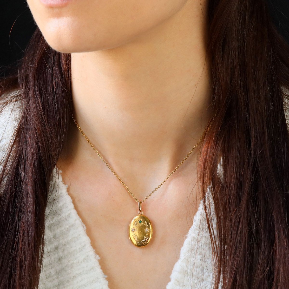 Médaillon ovale perles fines et émeraude-photo-2