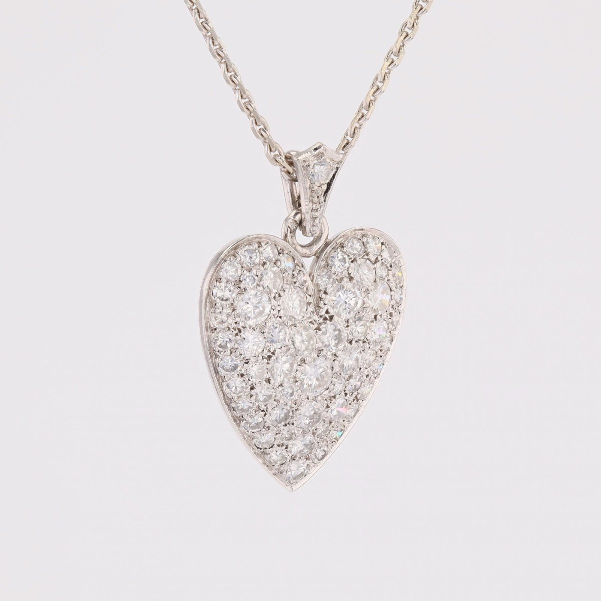 Diamond Heart Pendant And White Gold Chain-photo-2