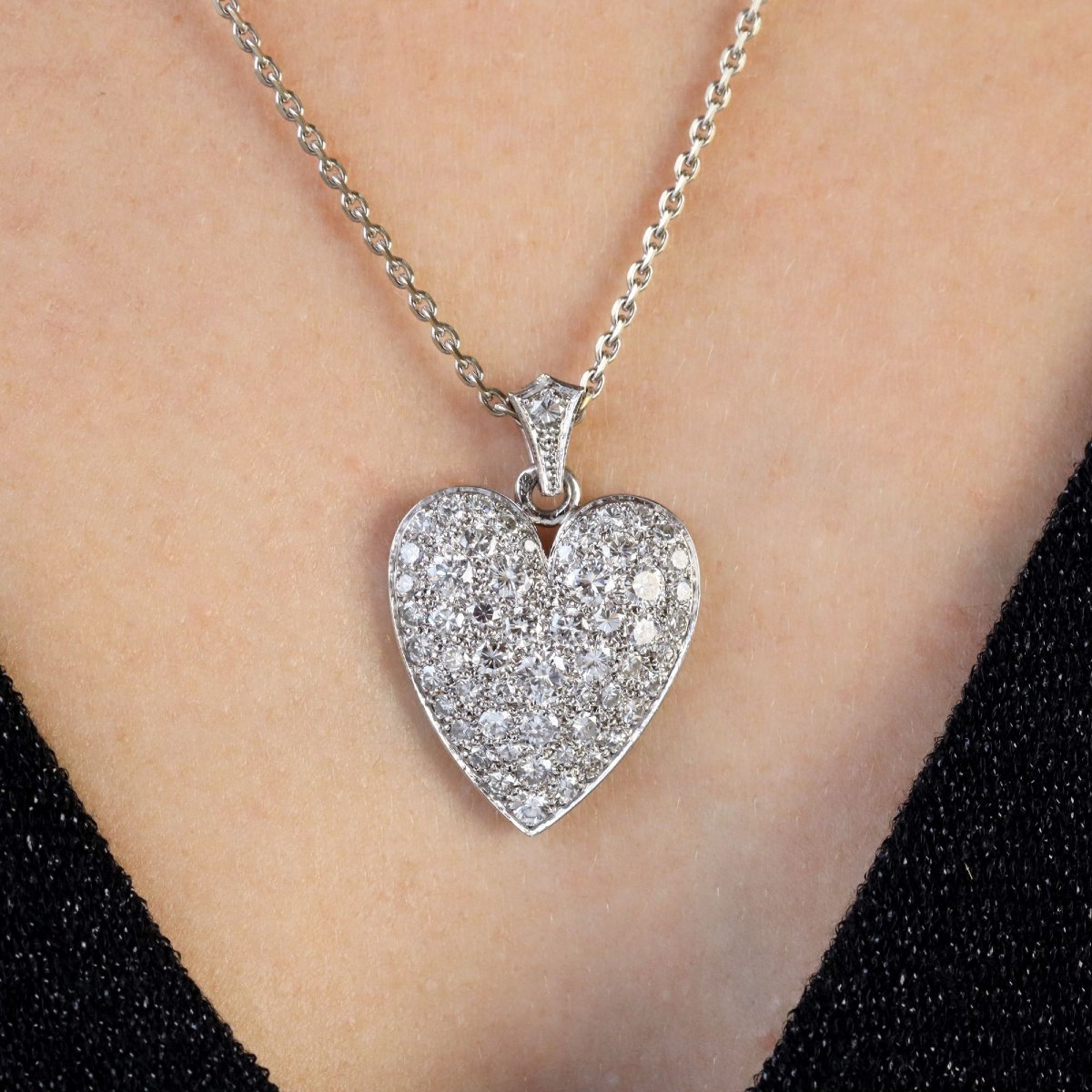 Diamond Heart Pendant And White Gold Chain-photo-6