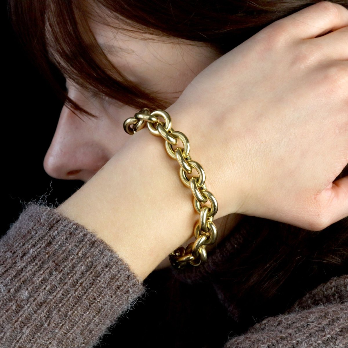 Gold Bracelet With Curb Link-photo-2