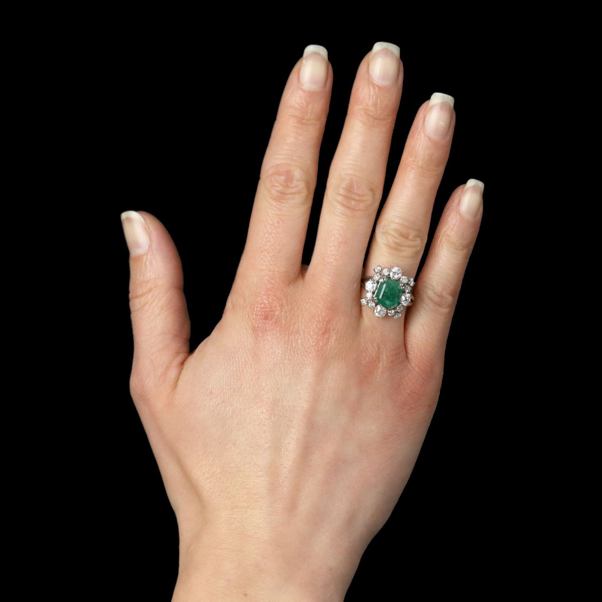Vintage Emerald And Diamond Ring In White Gold-photo-2