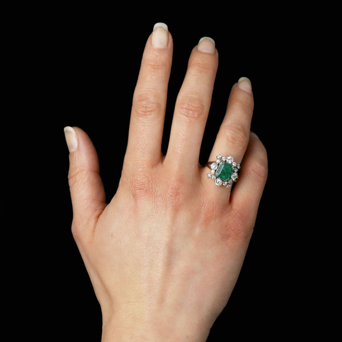 Vintage Emerald And Diamond Ring In White Gold-photo-4