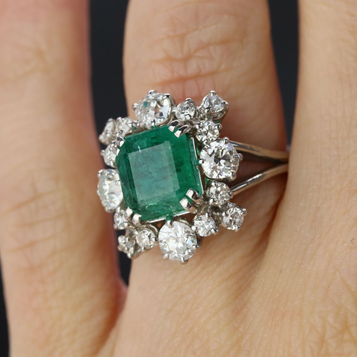 Vintage Emerald And Diamond Ring In White Gold-photo-2