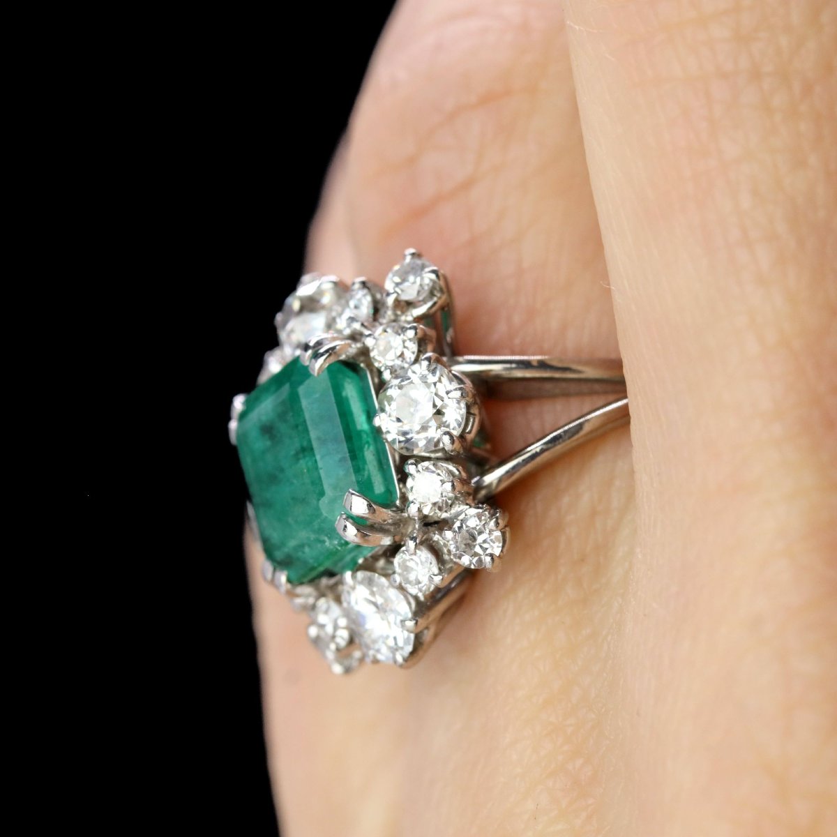 Vintage Emerald And Diamond Ring In White Gold-photo-6