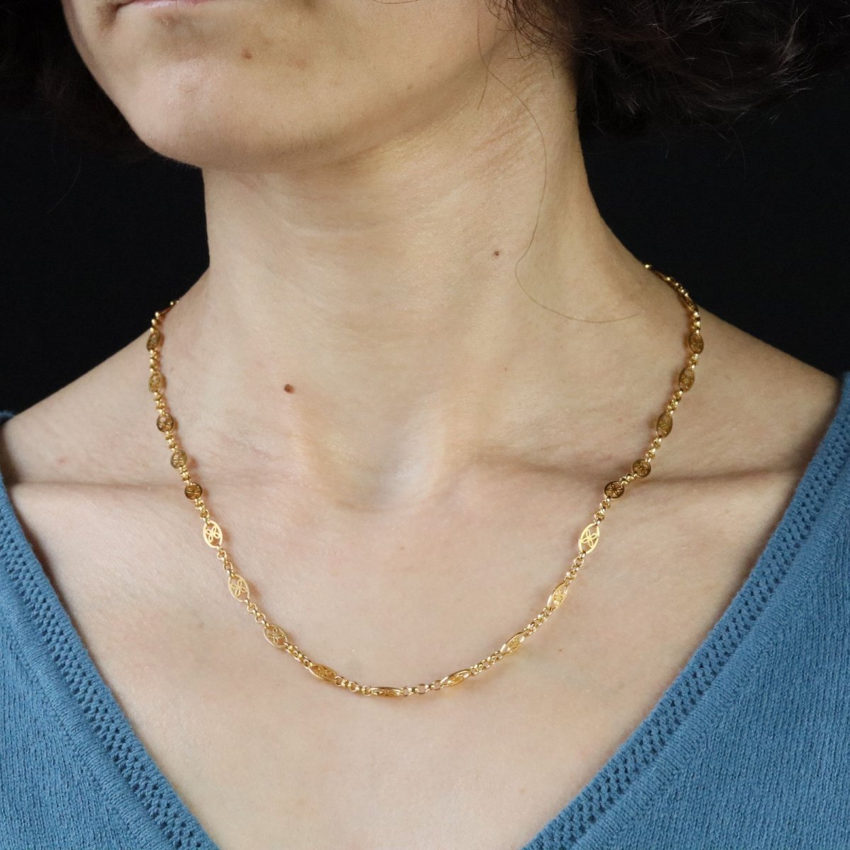 Antique Yellow Gold Chain With Openwork Patterns-photo-2