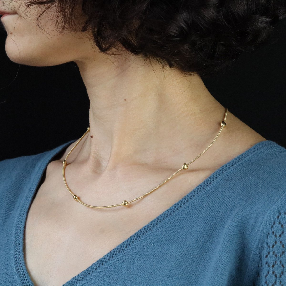 Yellow Gold Cable Necklace With Small Gold Hearts-photo-5