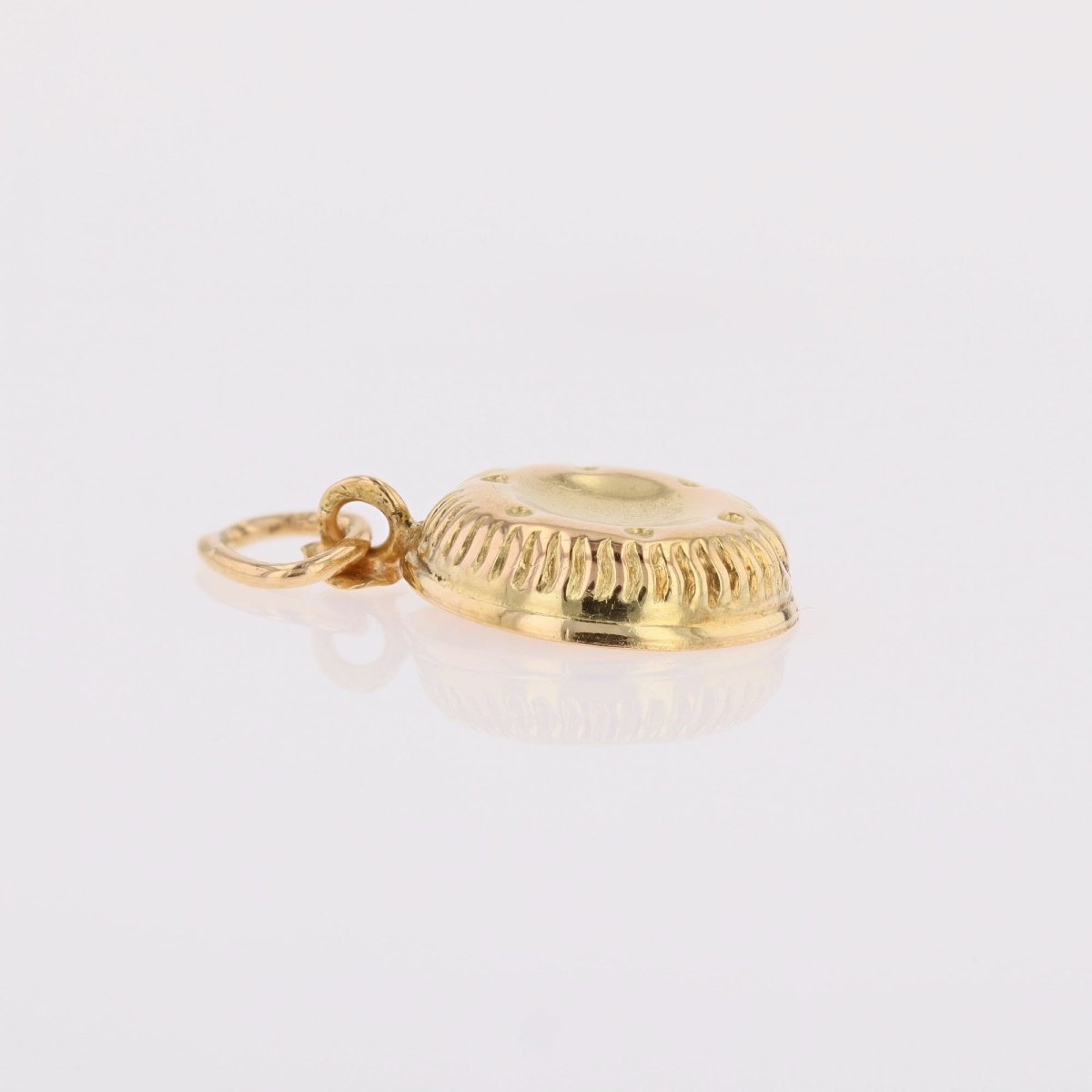 Tastevin Pendant In Yellow Gold-photo-4