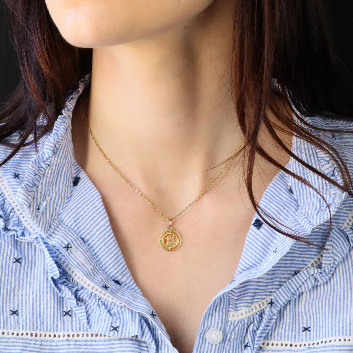 Pendentif ancien or chiffre 13-photo-2