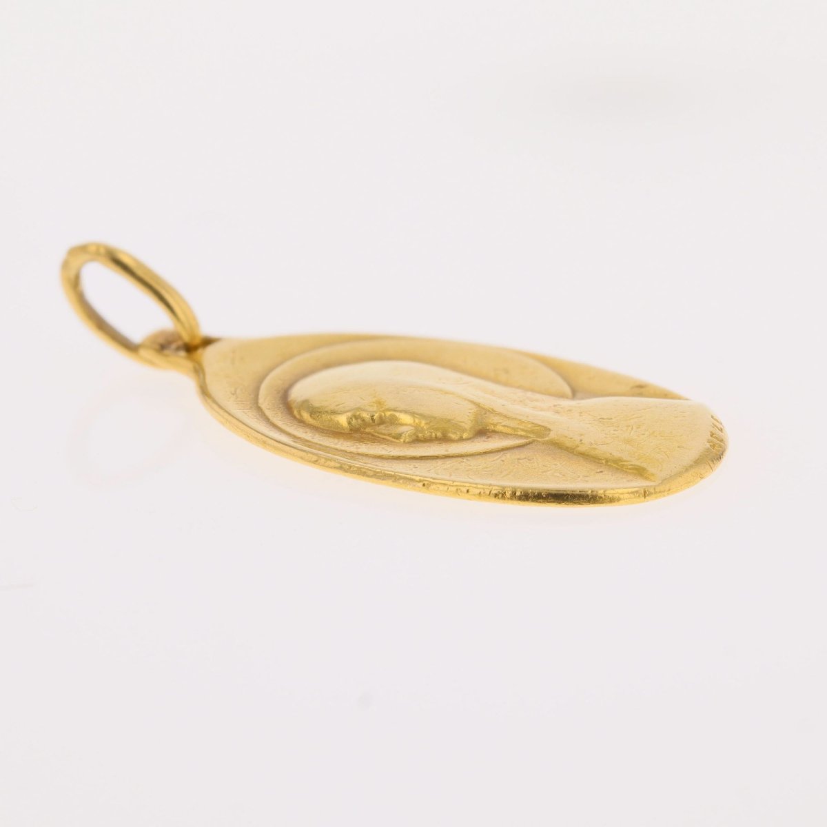 Oval Medal Virgin Mary, Yellow Gold-photo-4