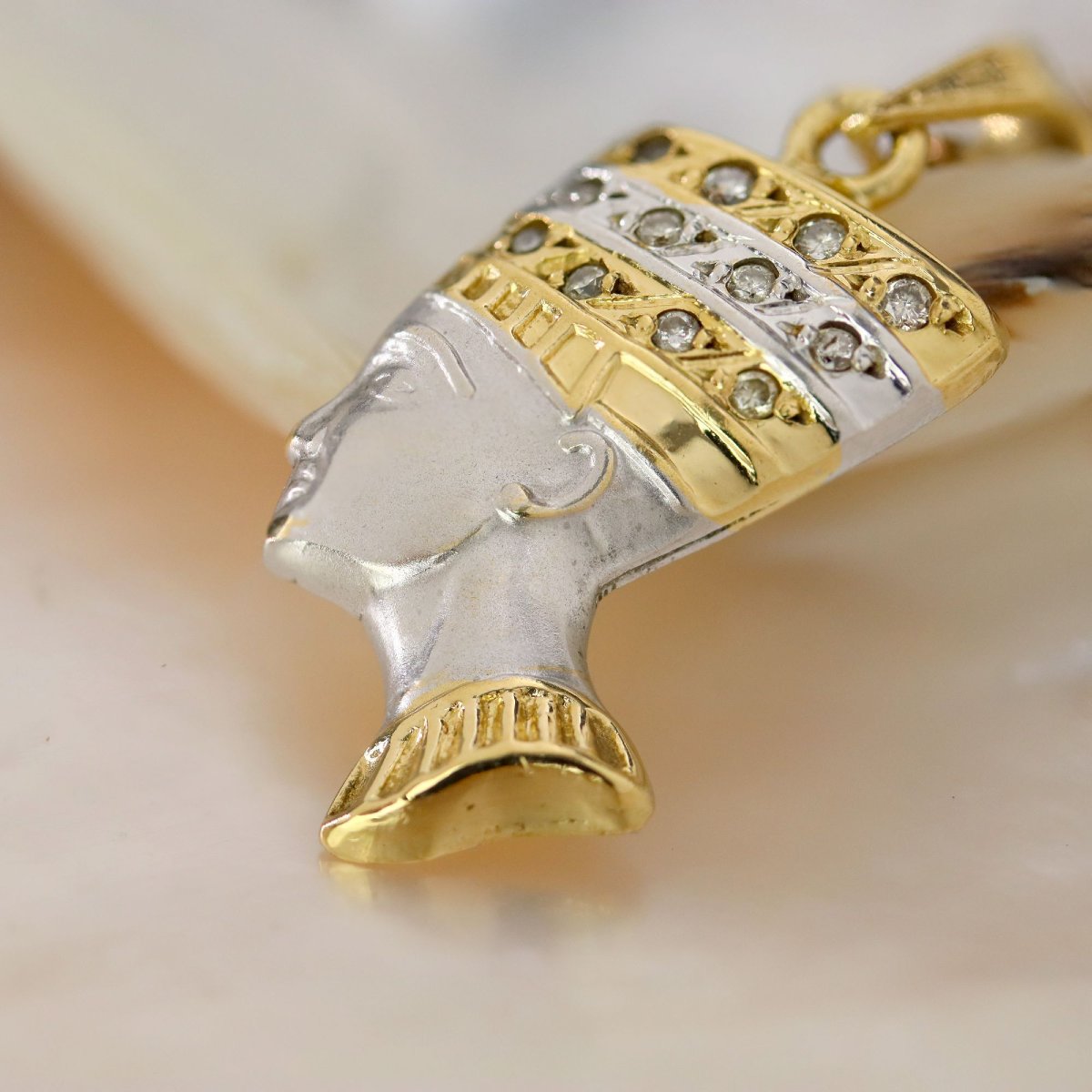 Egyptian Pendant 2 Gold Diamonds-photo-4