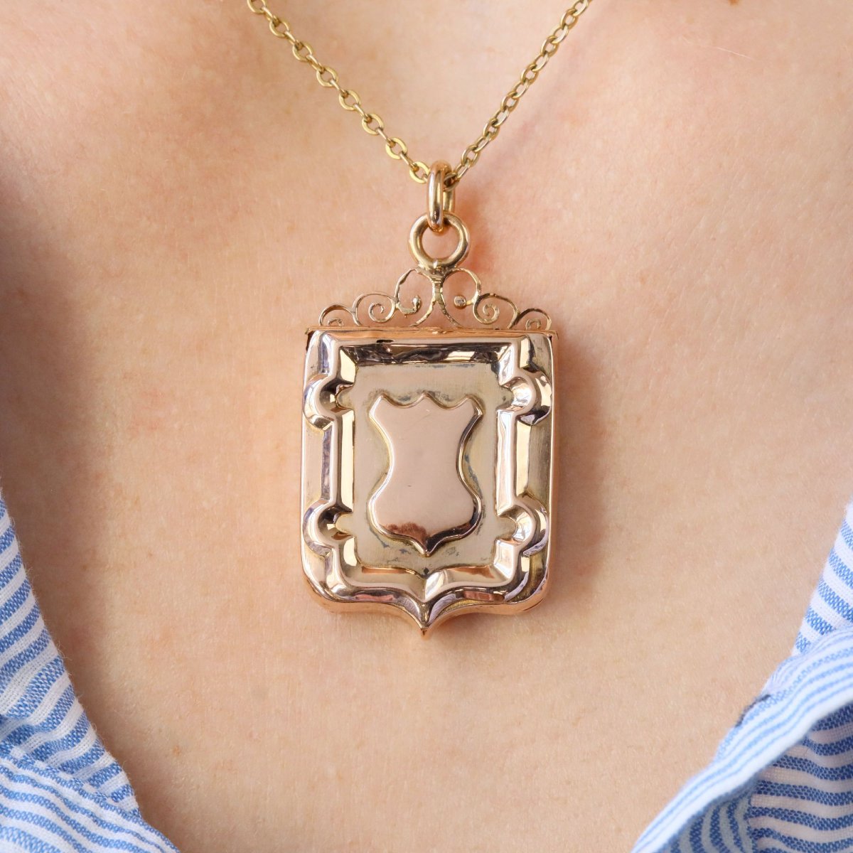 Antique Medallion With Rose Gold Escutcheon-photo-3