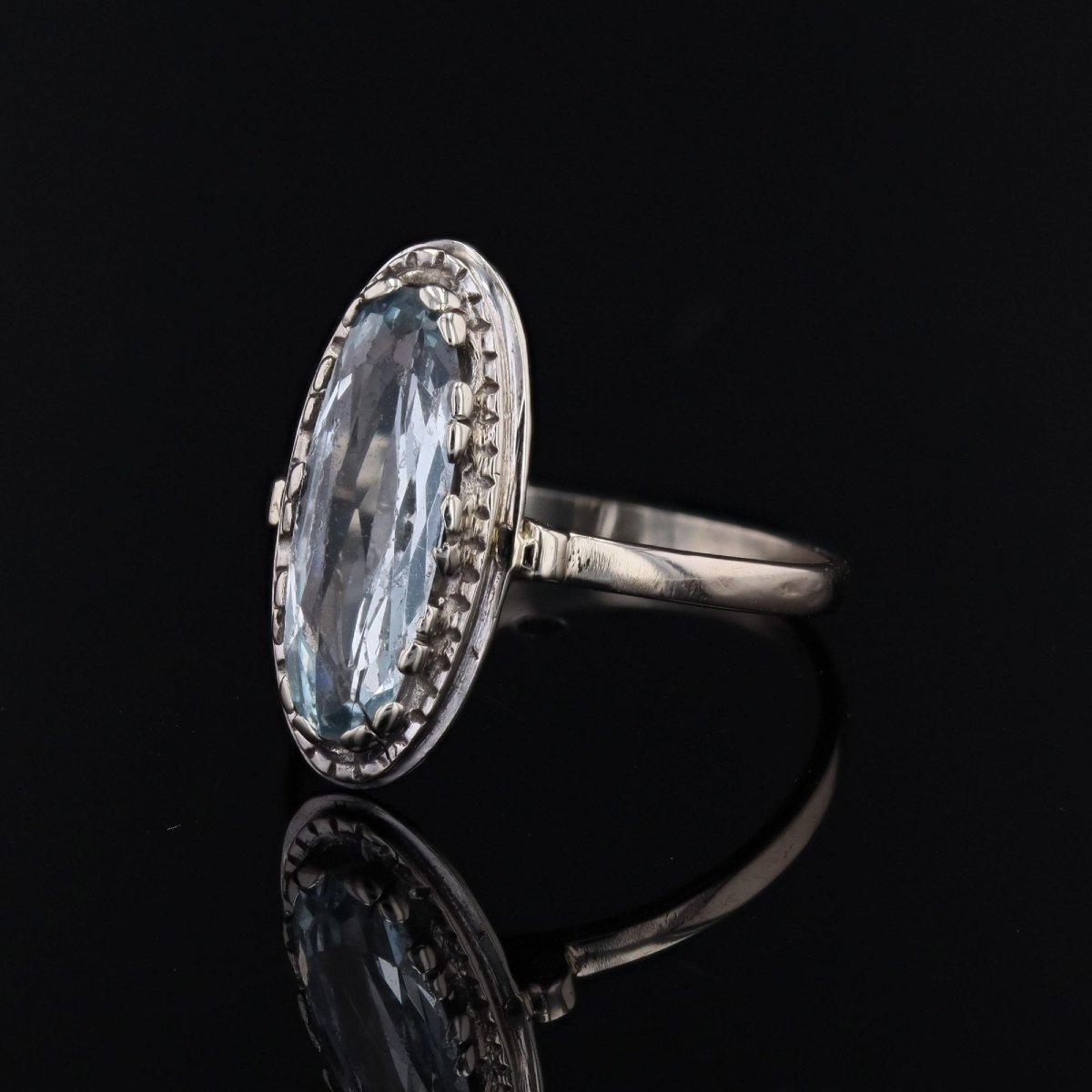 Antique Oval Aquamarine Ring-photo-3