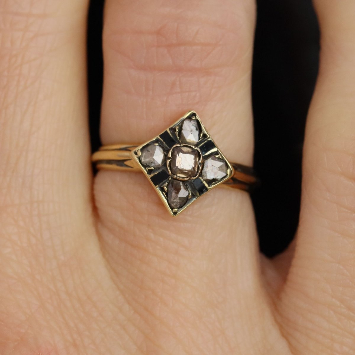 Bague ancienne losange diamants émail noir-photo-2