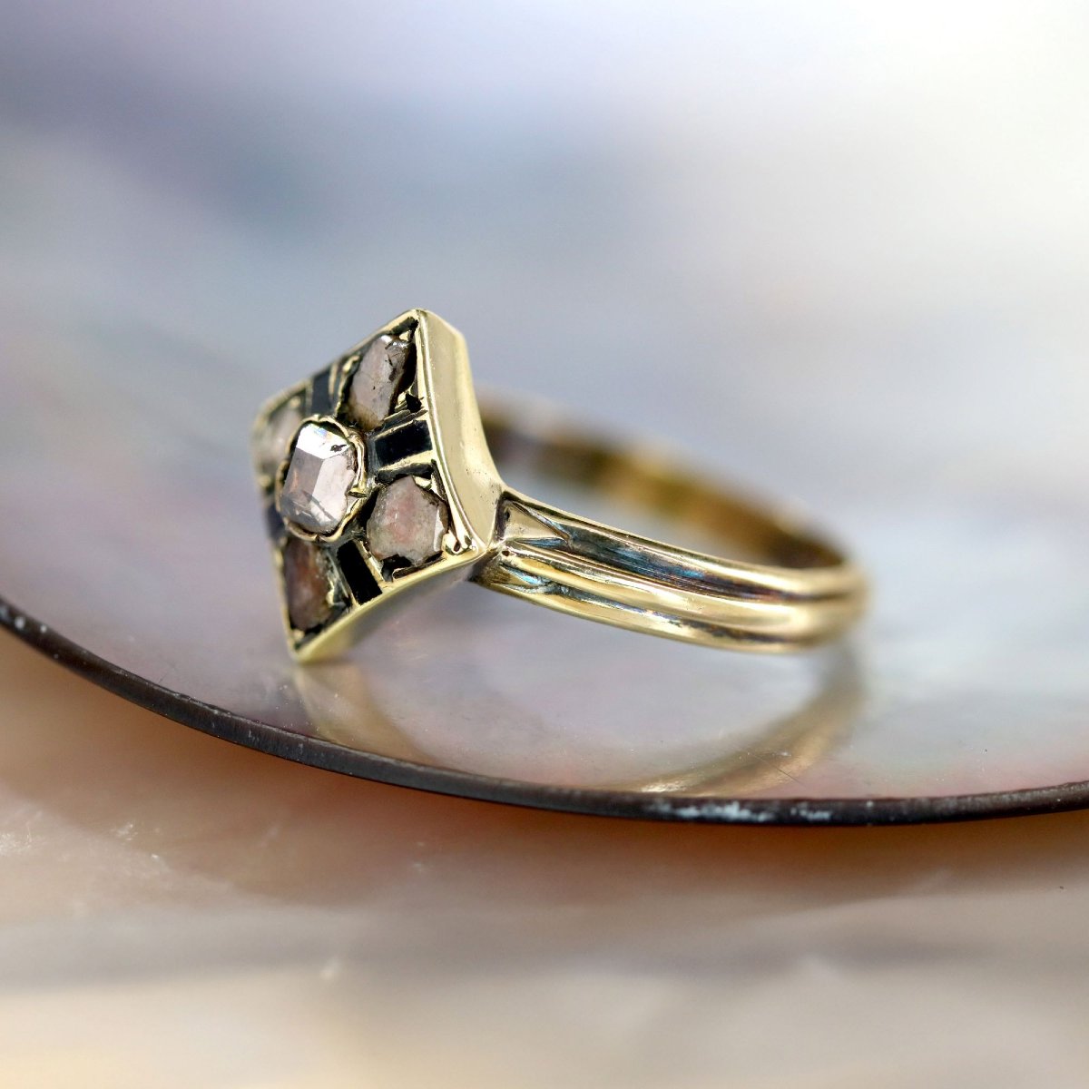 Bague ancienne losange diamants émail noir-photo-3