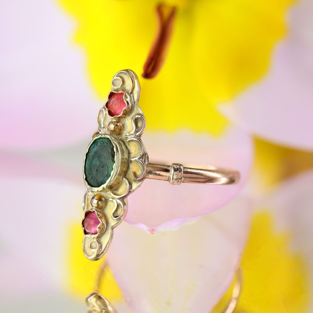 Antique Gold And Colored Glass Marquise Ring-photo-2