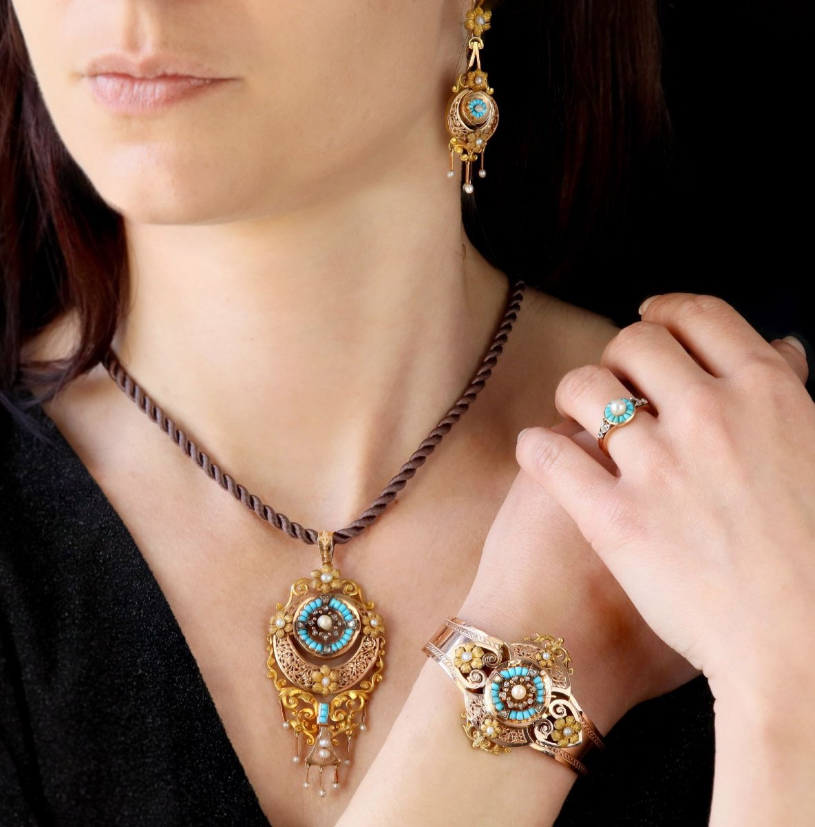 Antique Turquoise, Pearls And Diamonds Set-photo-2