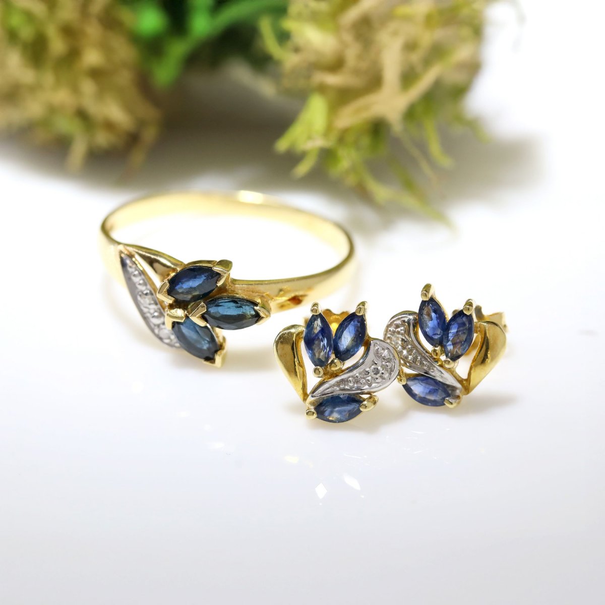 Earrings Yellow Gold Diamonds Sapphires Navette-photo-4