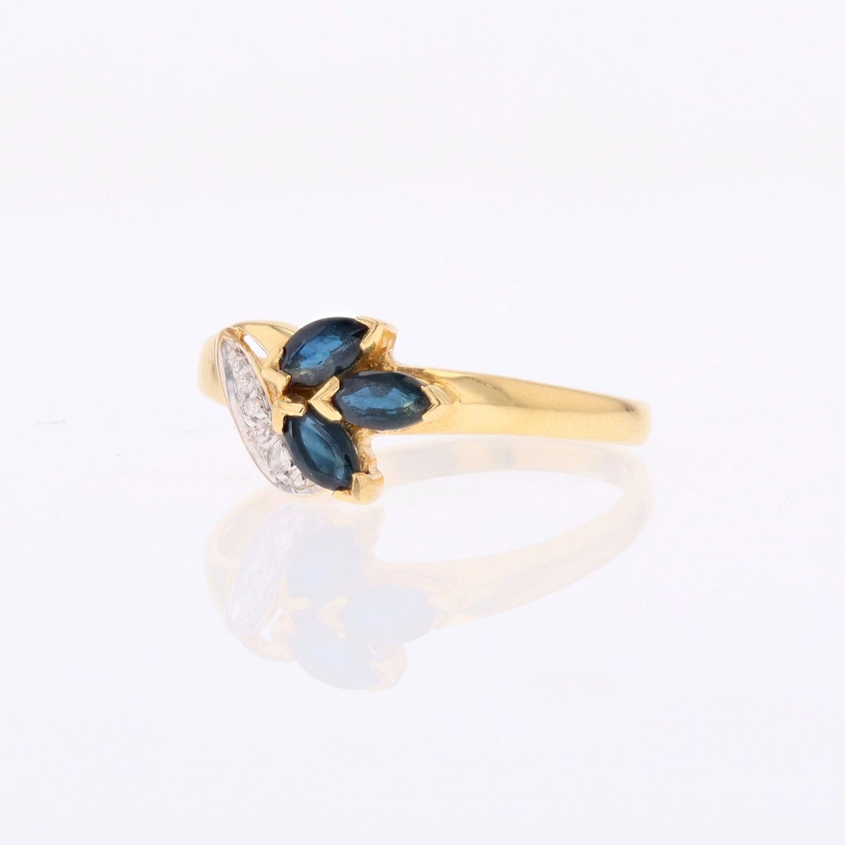 Bague or jaune saphirs navette diamants-photo-4