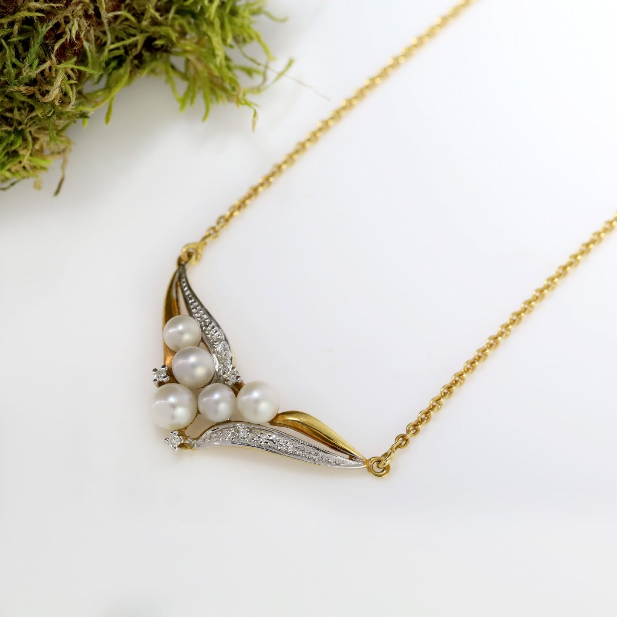 Two Gold Diamonds And Cultured Pearls Necklace-photo-3
