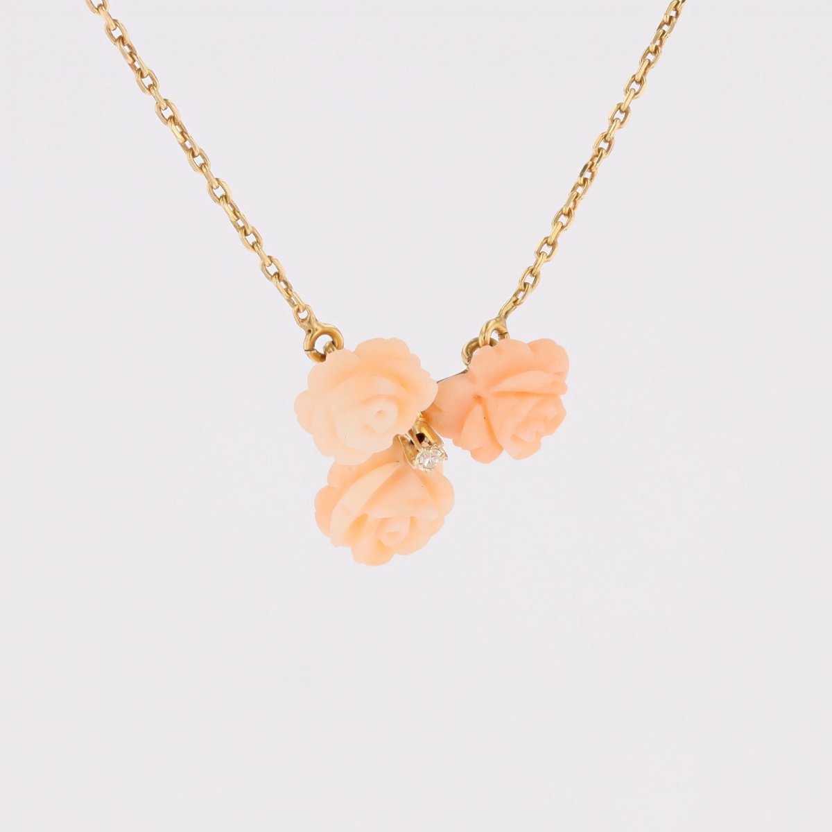 Trio Of Angel Skin Coral Roses And Yellow Gold Diamond Necklace-photo-1