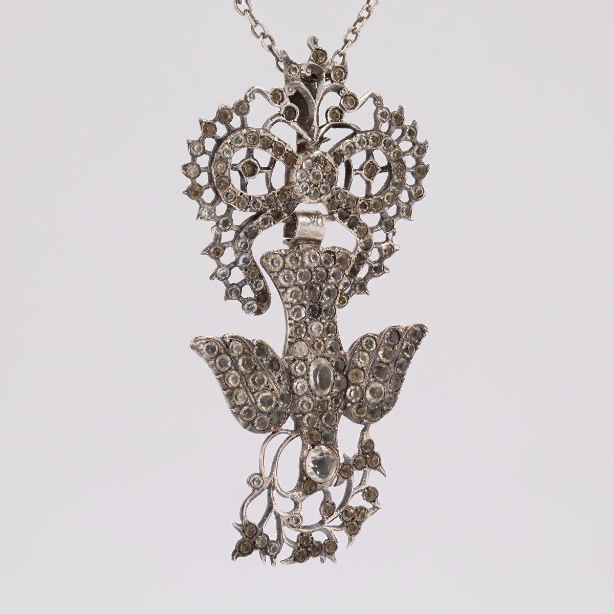 Collier ancien Saint Esprit argent-photo-1