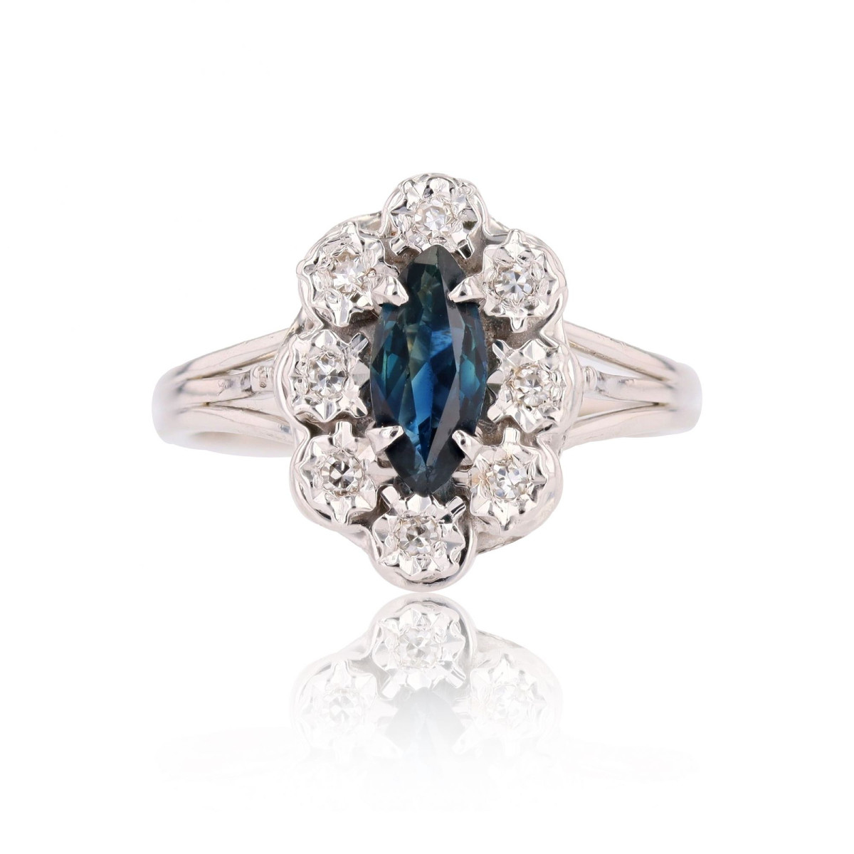 Bague marquise saphir diamants