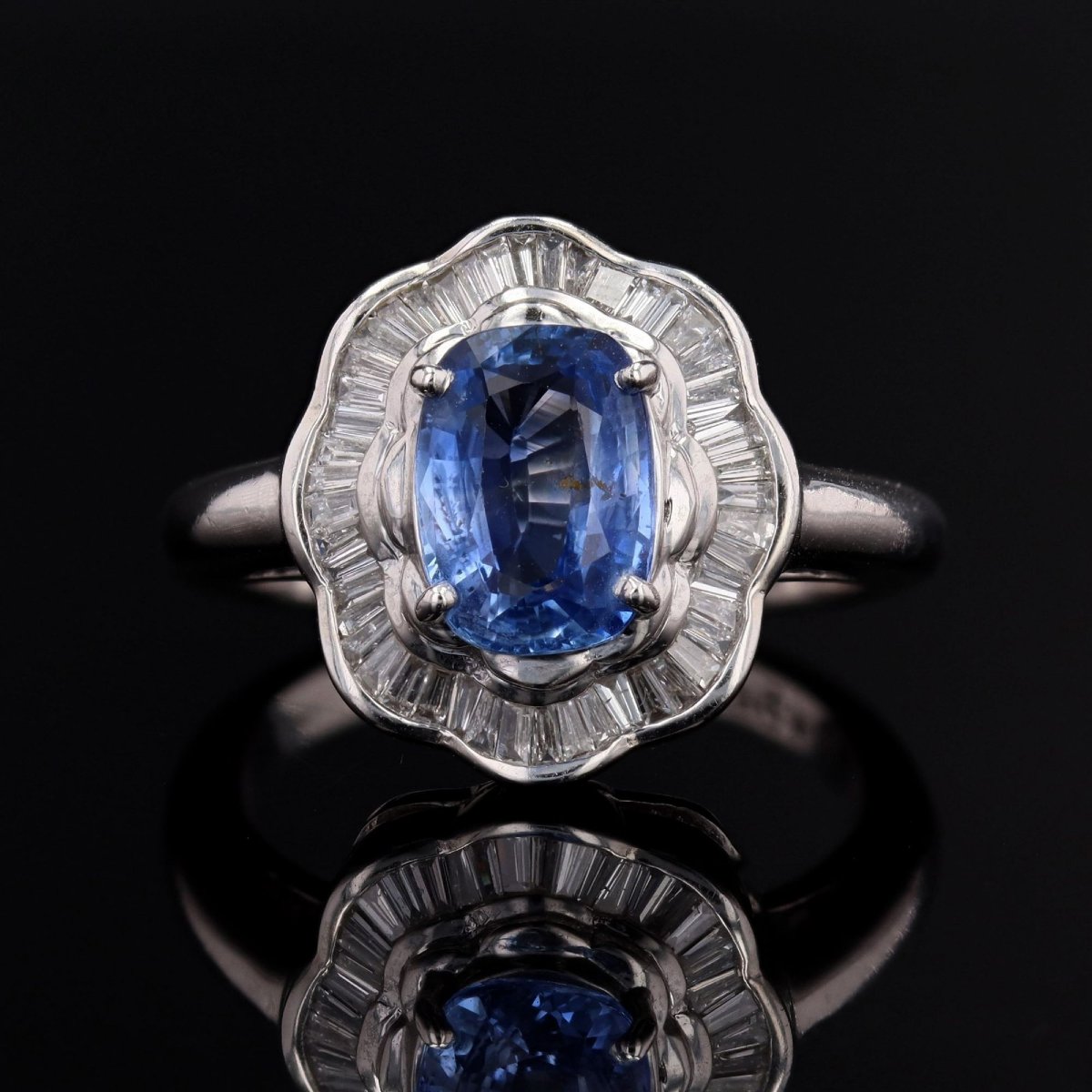 Bague jupe saphir diamants or blanc-photo-1