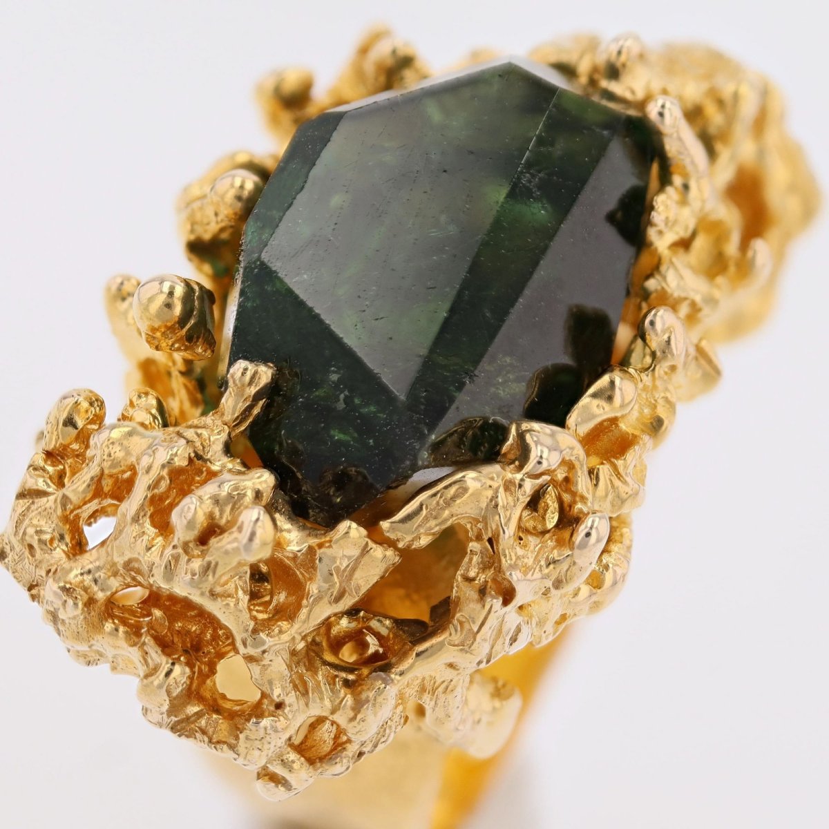 Rough Tourmaline And Textured Gold Ring-photo-5