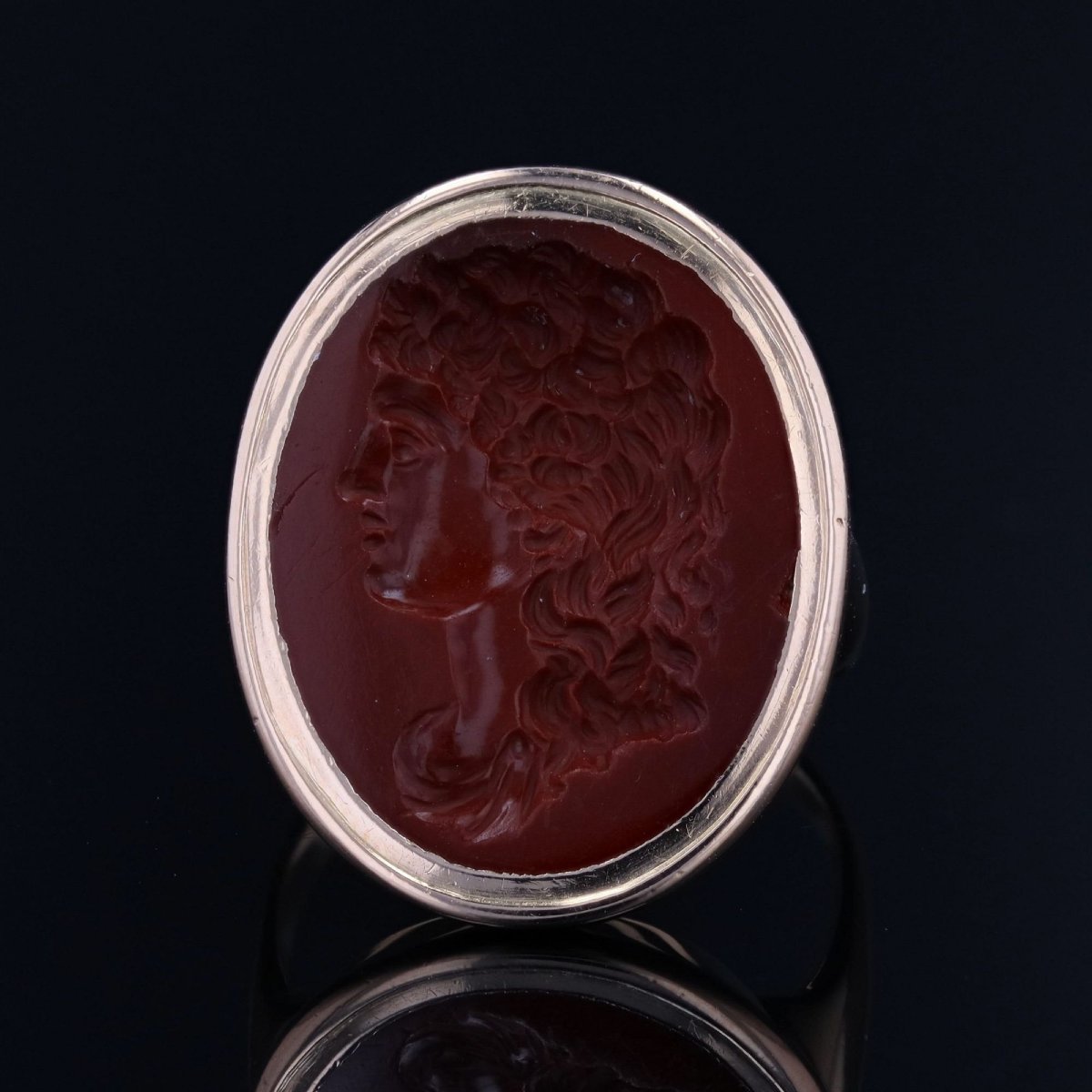 Bague ancienne intaille sur jaspe rouge-photo-1